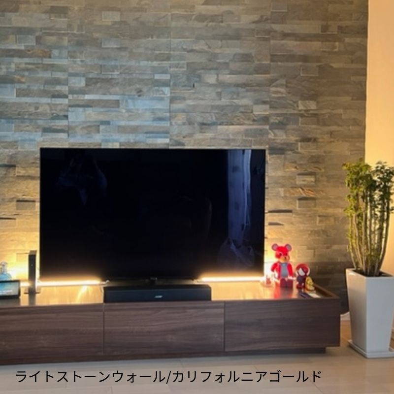 シールで貼る天然石タイル