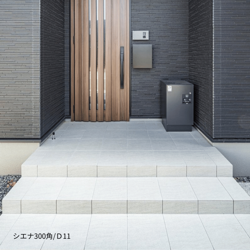 玄関床タイル300角