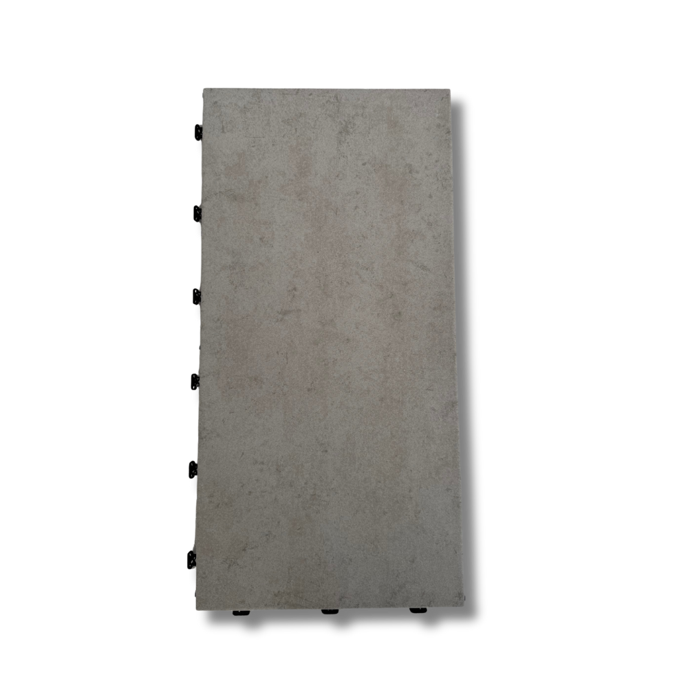 長方形のジョイント式タイル。ベランダ床面を本物のタイル床にする床材。