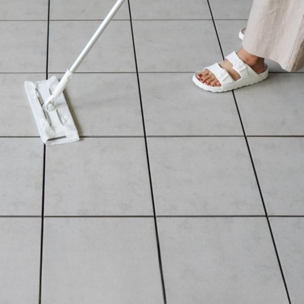 ドライシートが使えるジョイントタイル。ドライシートが使えるほどなめらかな面のジョイントタイル。