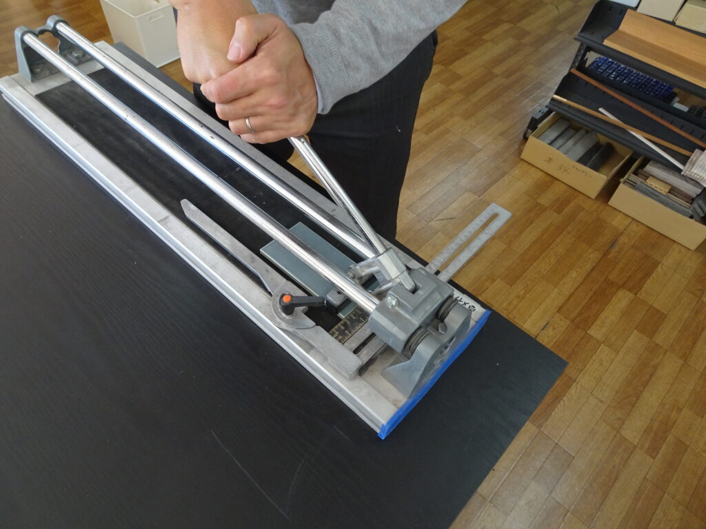 タイルカッターの切断方法解説画像3