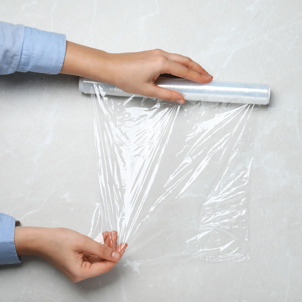 パックすると洗剤がより浸透しやすい食品用ラップ